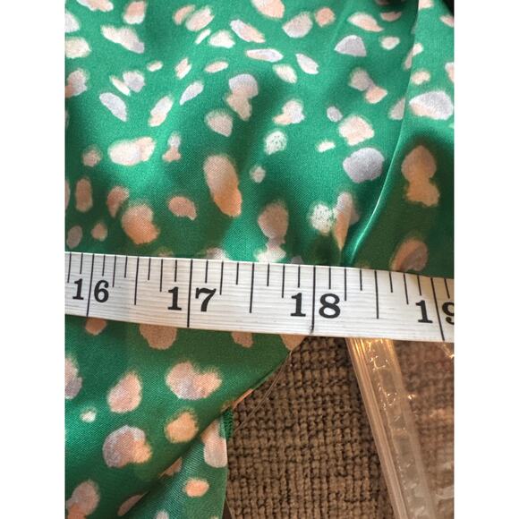 ModCloth Kimono Kuteness Satin Mini Wrap Dress Emerald Green Women's XS NWT - Picture 7 of 8